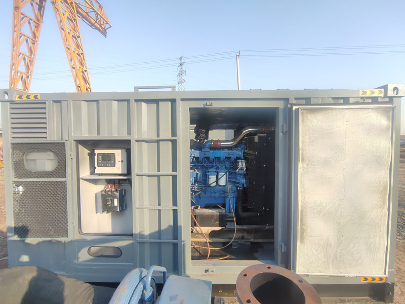 双河柴油发电机组的机油多久更换一次比较合适？